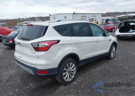 2017 Ford Escape Titanium z USA, uszkodzony, nr VIN 1FMCU0JD3HUC58564